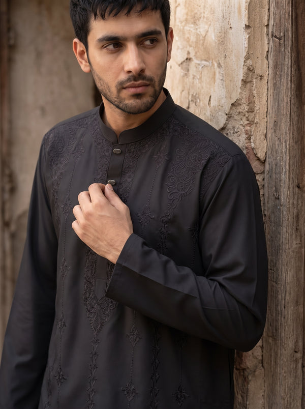 Black Embroidered Kurta Pajama